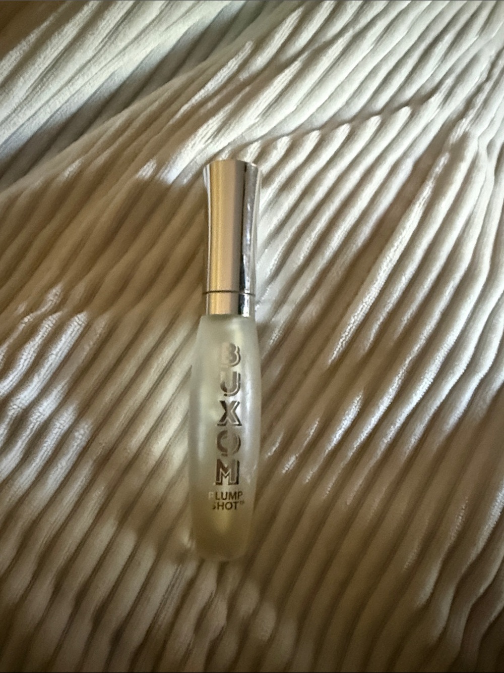 Buxom plump shot Clear Lip Gloss